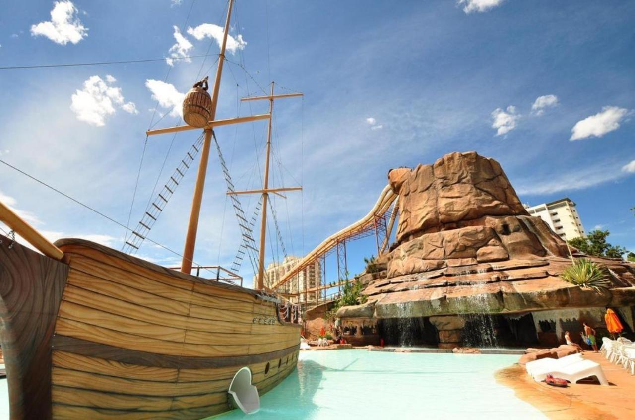Spazzio Diroma Com Acesso Gratuito No Acqua Park Hotel 4*