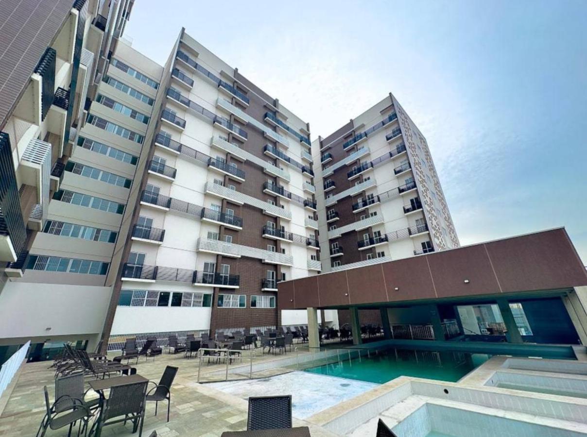 Hotel Spazzio Diroma Com Acesso Gratuito No Acqua Park