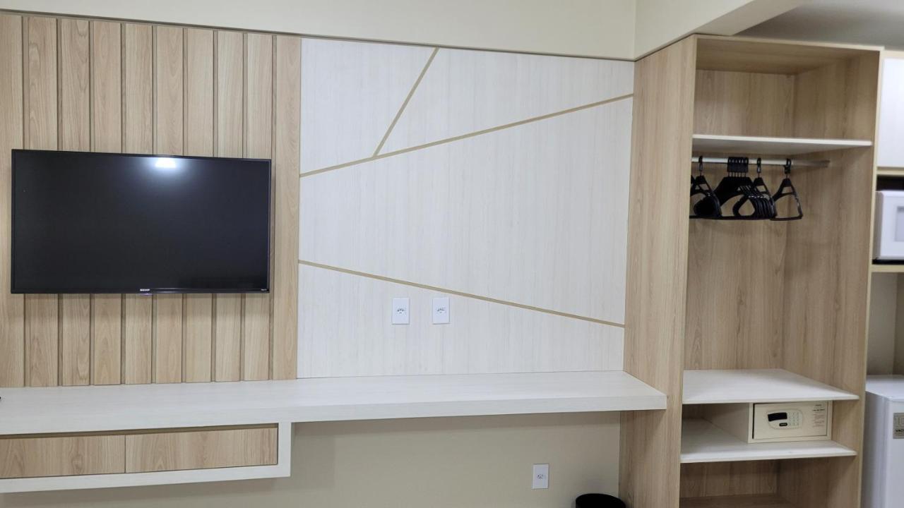 Hotel Spazzio Diroma Com Acesso Gratuito No Acqua Park Caldas Novas